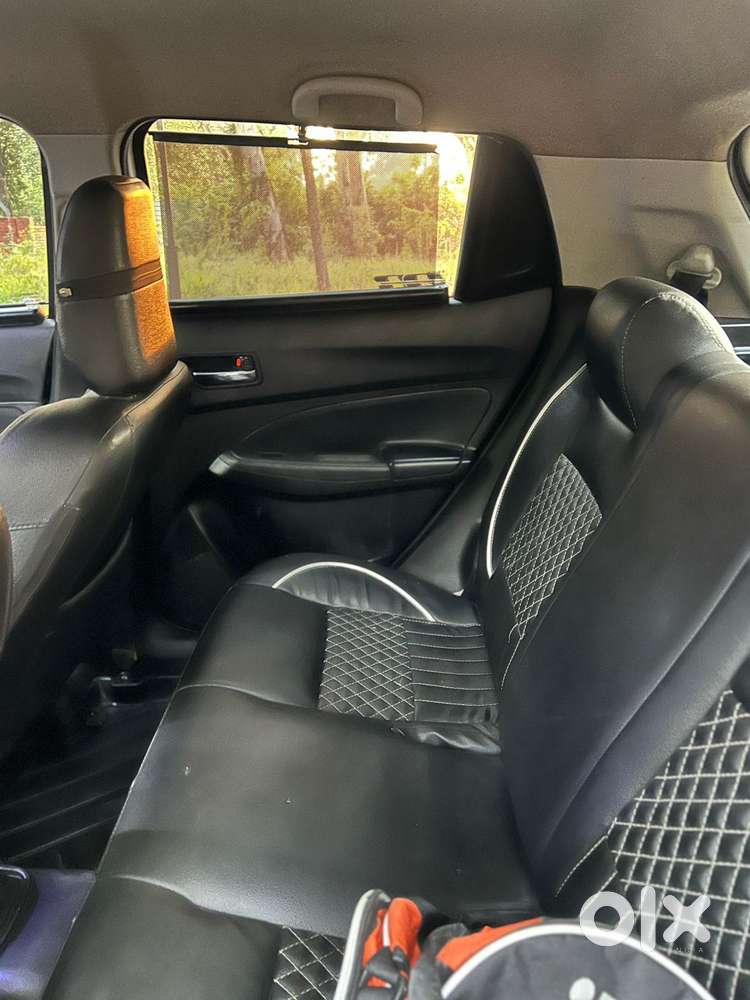Maruti Suzuki Swift Vxi Ags, 2019, Petrol