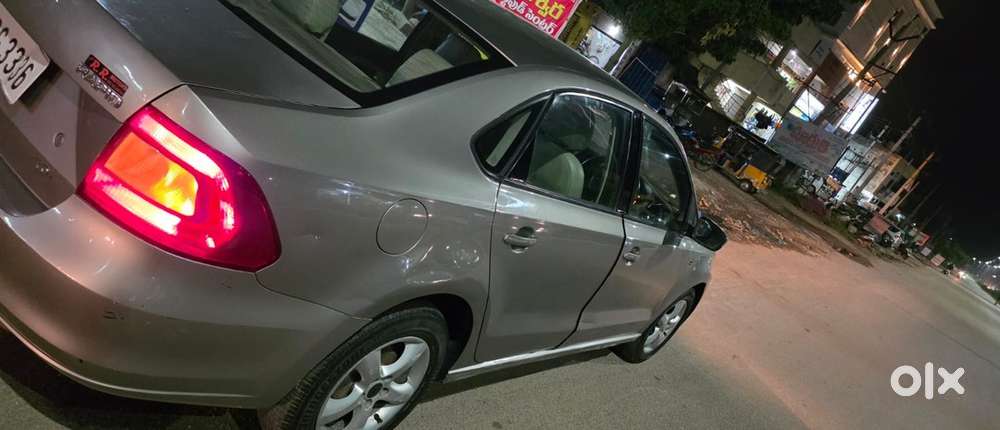 Skoda Rapid 1.6 Elegance 2014