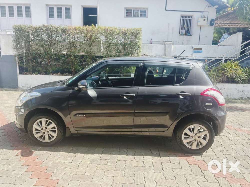 Maruti Suzuki Swift Zxi Plus, 2017, Diesel