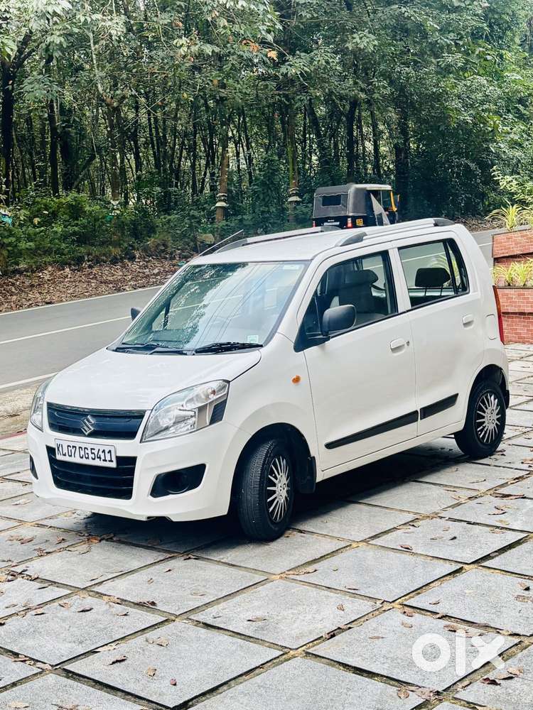 Maruti Suzuki Wagon R Lxi 1.0, 2016, Petrol