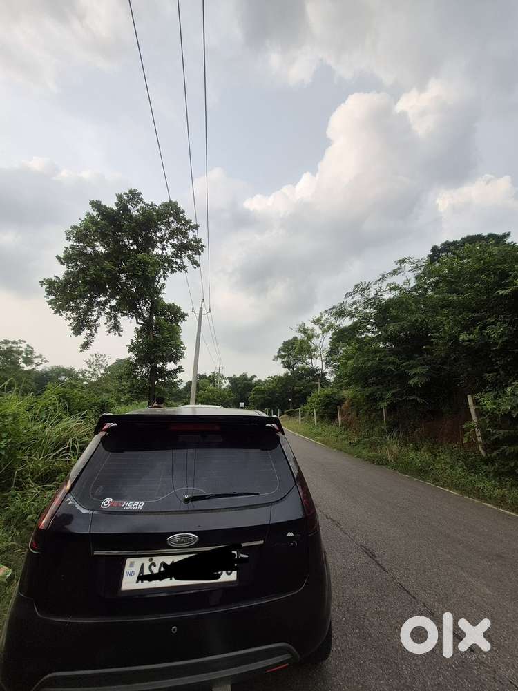 Ford Figo Petrol 2010