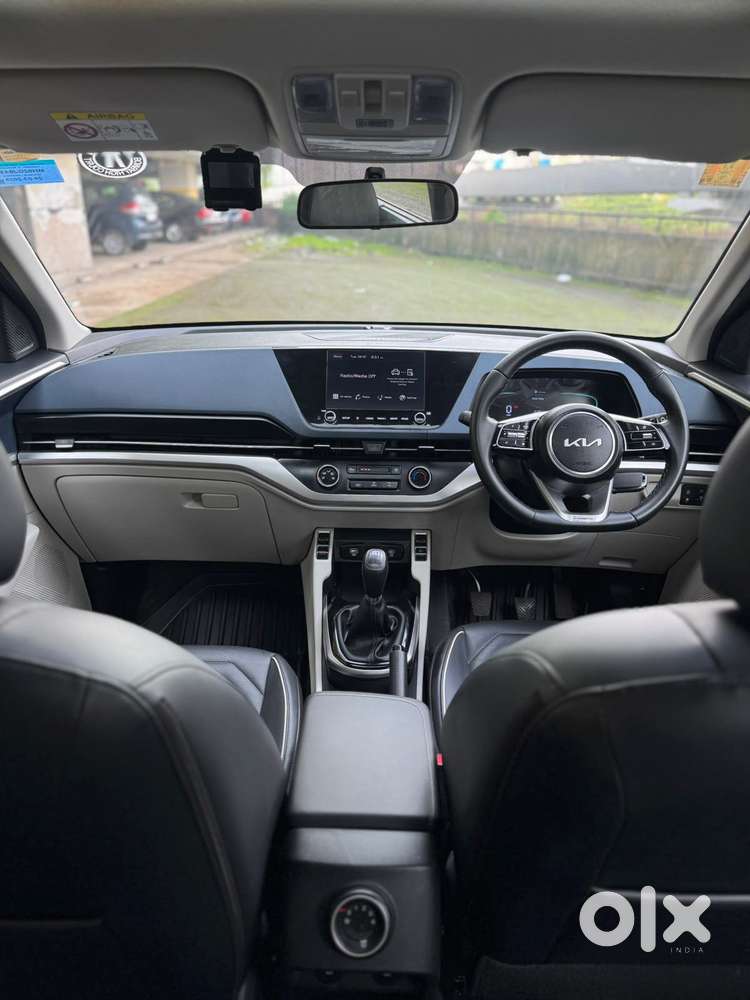 Kia Carens G1.5 6mt Gravity, 2025, Petrol