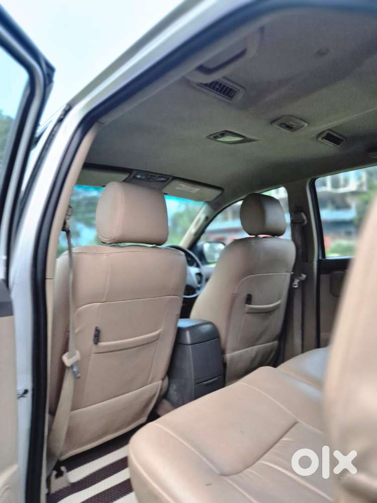 Toyota Fortuner 2011-2016 4x2 At, 2012, Diesel