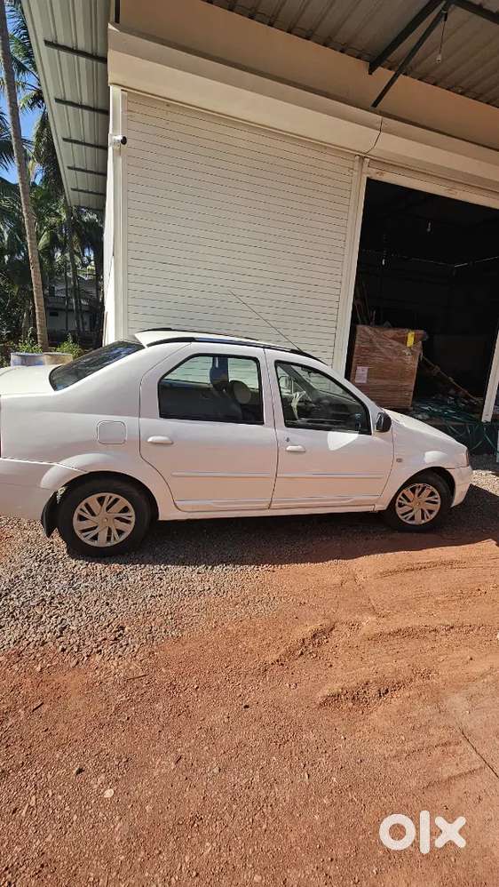 Mahindra Verito D6 2012