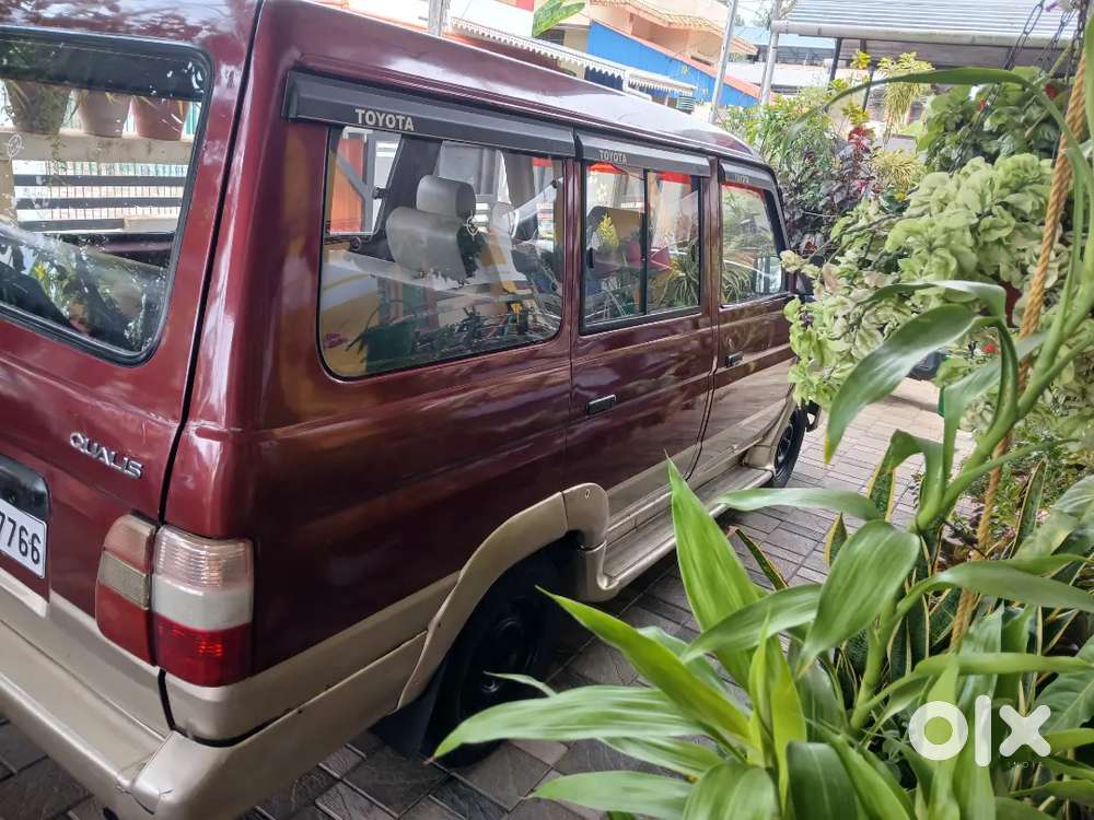 Toyota Qualis 2001 Diesel Well Maintained