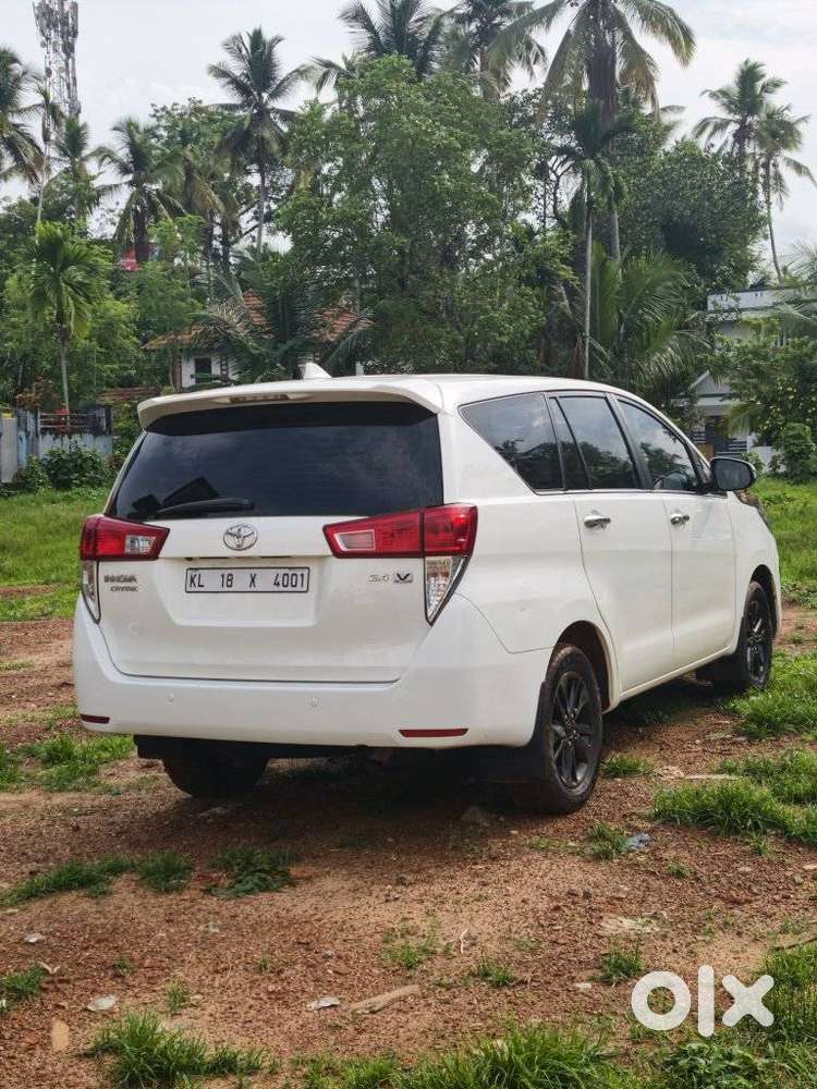 Toyota Innova Crysta 2.4 V, 2019, Diesel