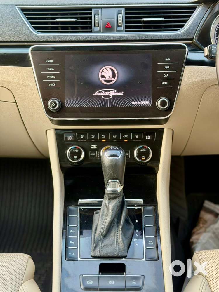 Skoda Superb 2.0 Tsi At L&k, 2019, Petrol