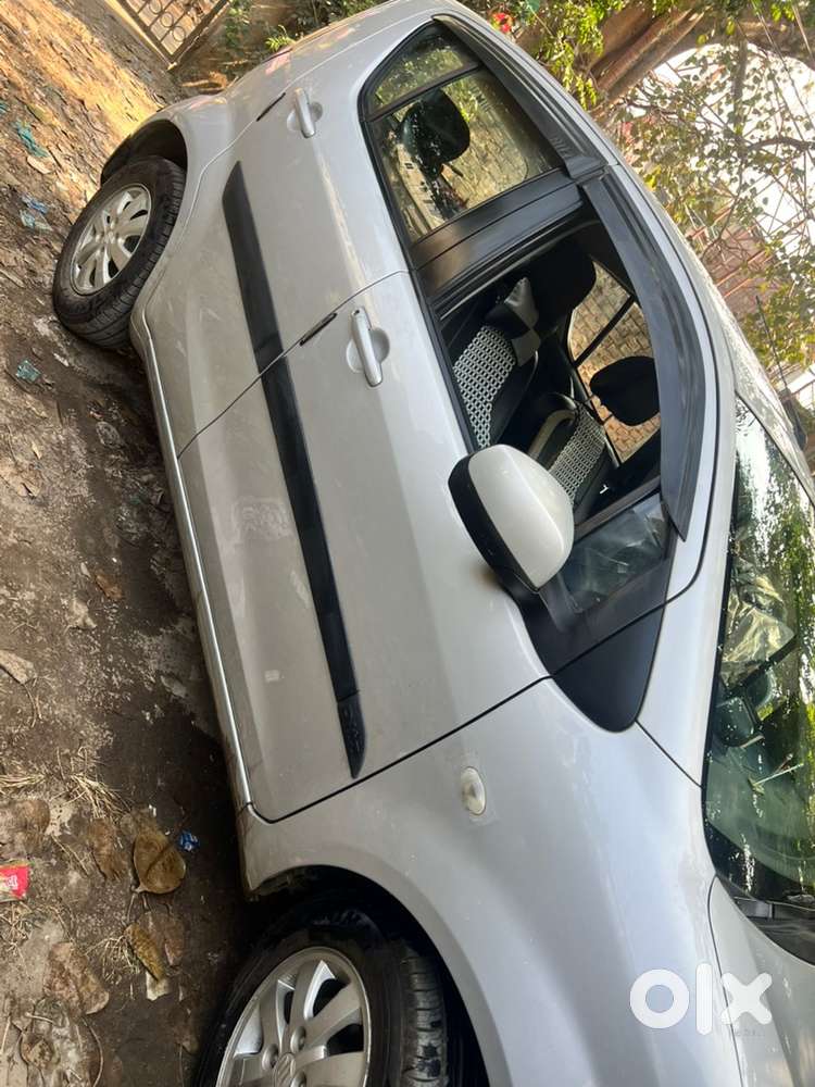 Maruti Suzuki Ritz 2010 Petrol 42999 Km Driven