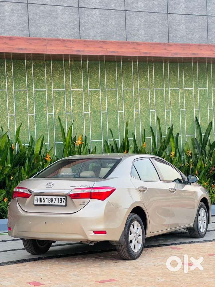 Toyota Corolla Altis 2016