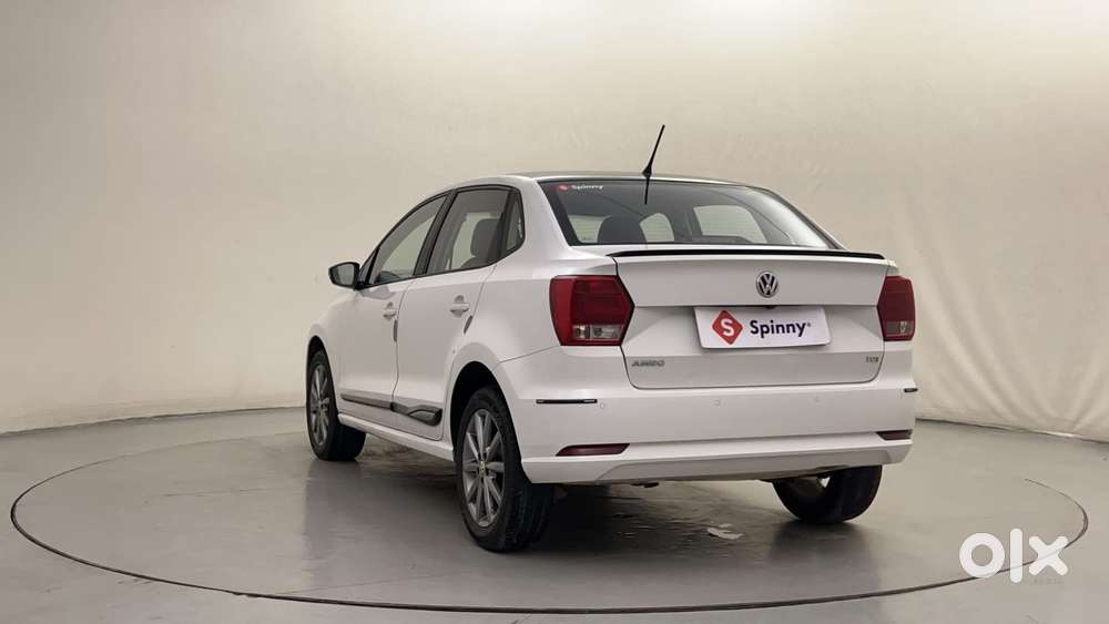 Volkswagen Ameo 1.5 Tdi Highline At 16 Alloy, 2019, Diesel