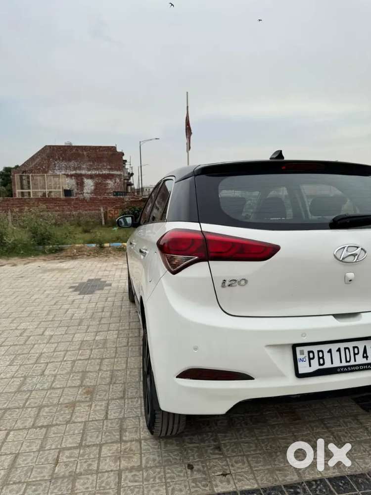 Anand Nagar B No 9 Gali Vich Khadi Ah Ik Sall Di Likh K Guarante Devag