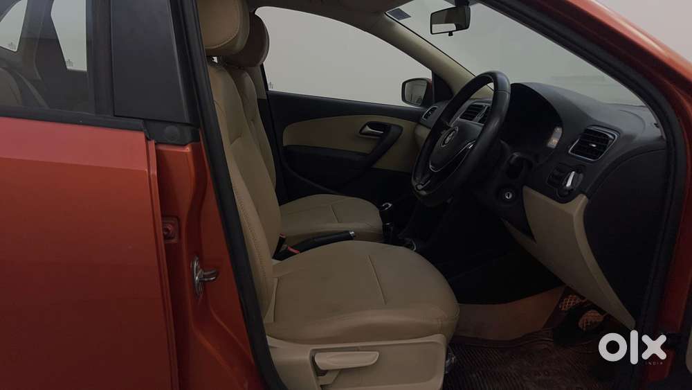 Volkswagen Polo Petrol Highline 1.2l, 2014, Petrol