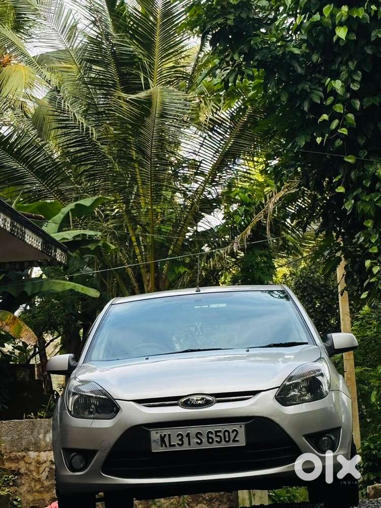 Ford Figo Petrol Manual 2011