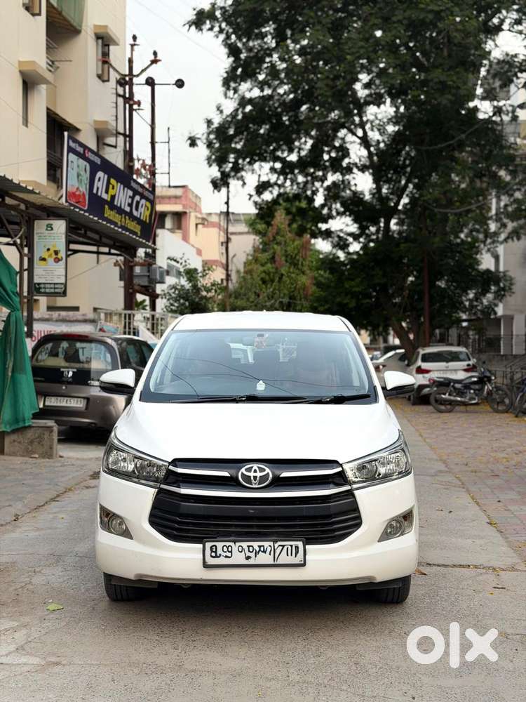 Toyota Innova Crysta 2.4 G Plus Mt 8 Str, 2019, Diesel