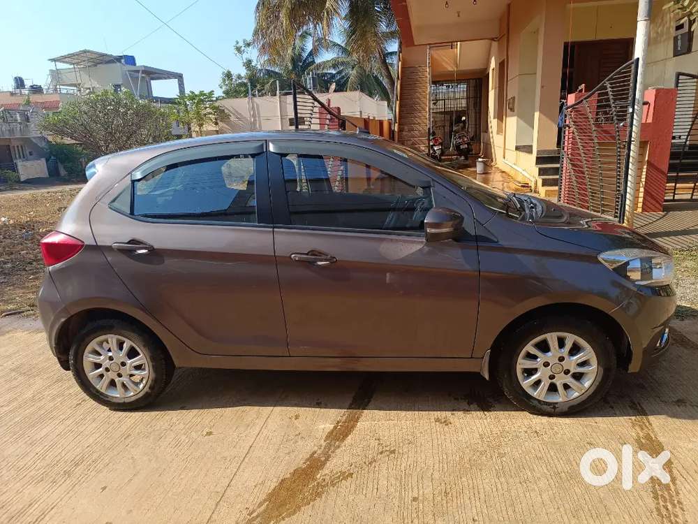 Tata Tiago Automatic Top End