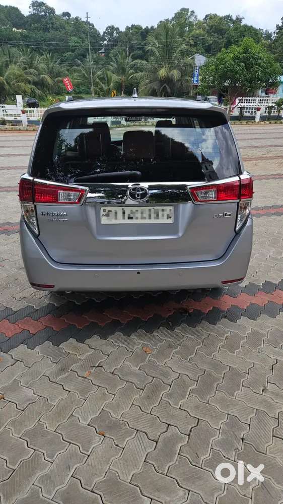 Toyota Innova Crysta 2016