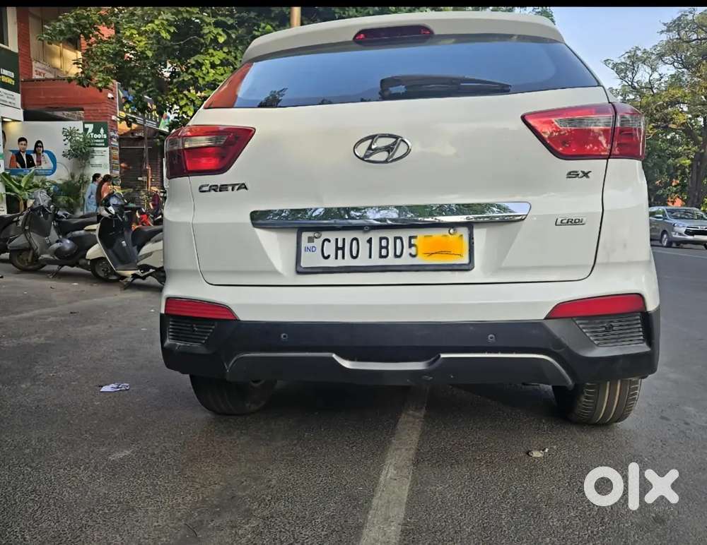 Selling Creta 1.6 Sx Top Model Excellent Condition Non Accident..
