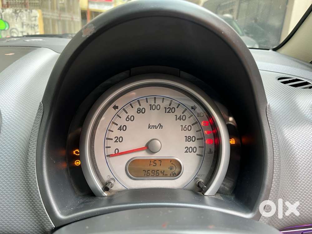 Maruti Suzuki Ritz Vxi, 2012, Petrol