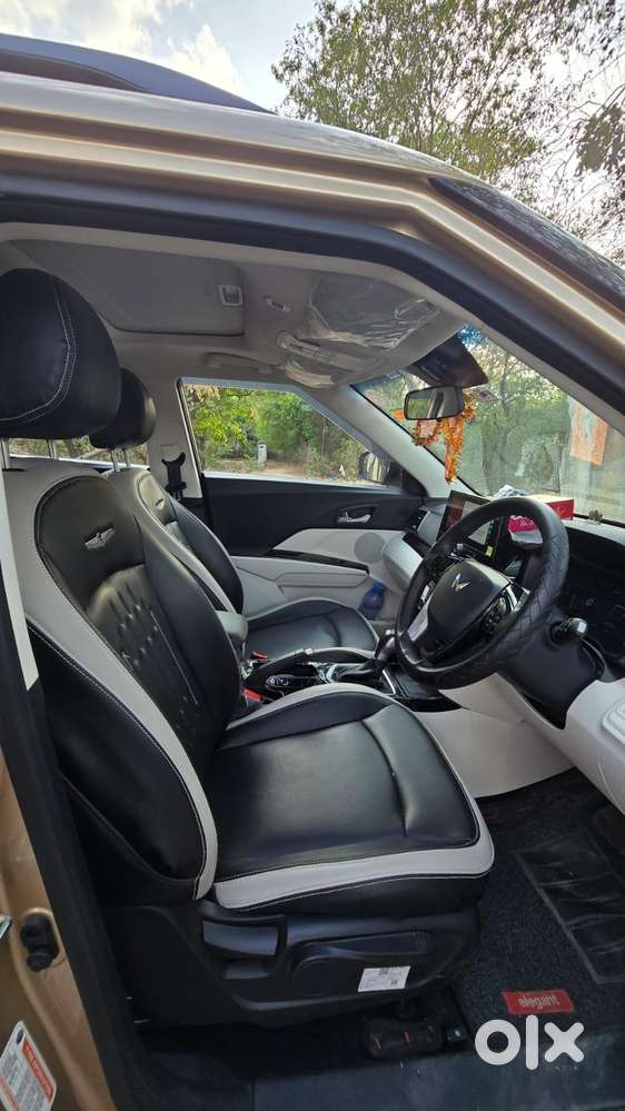 Mahindra Xuv 3xo Ax5 Pm At, 2025, Petrol