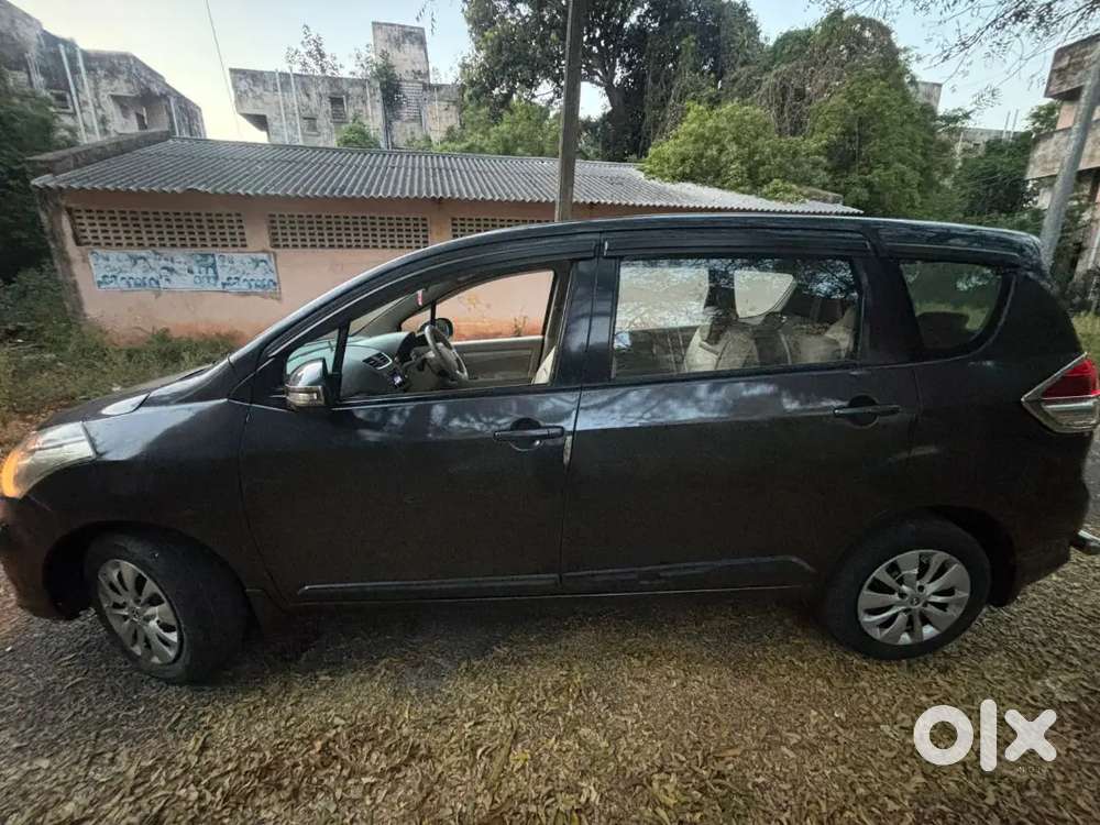 Maruti Suzuki Ertiga 2016 Diesel 98000 Km Driven