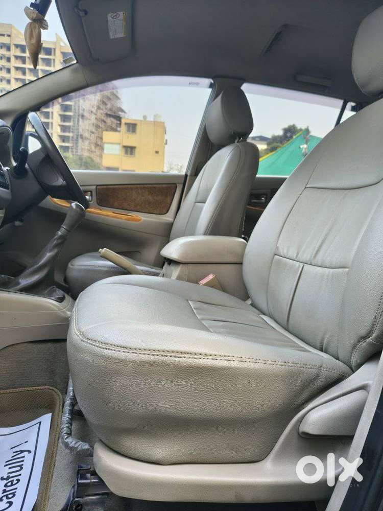 Toyota Innova 2.5 V 7 Str, 2011, Diesel