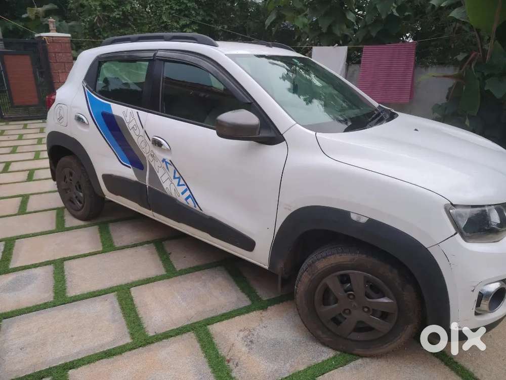 Renault Kwid 2017 Petrol Well Maintained.