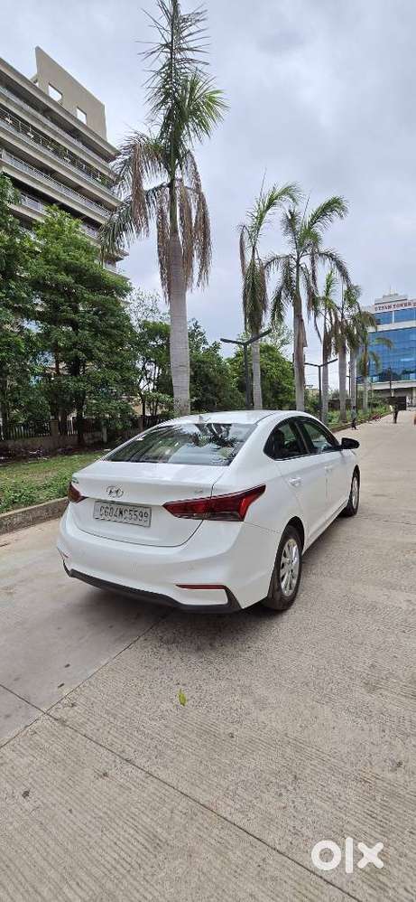 Hyundai Verna 1.5 Ex Vtvt, 2018, Petrol