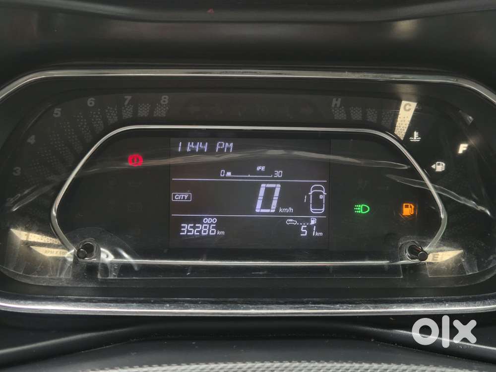 Tata Nexon Smart Plus1.2 Revotron Petrol 5 Mt, 2024, Petrol