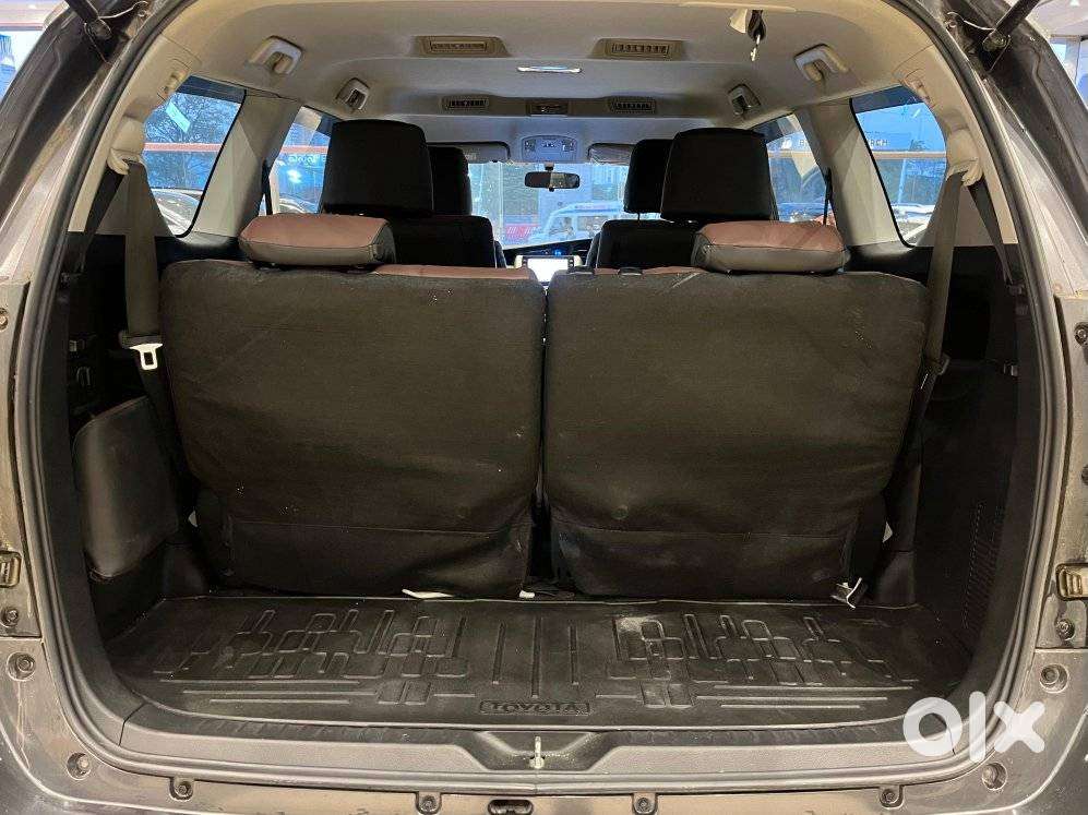 Toyota Innova Crysta 2.4 G Mt, 2022, Diesel