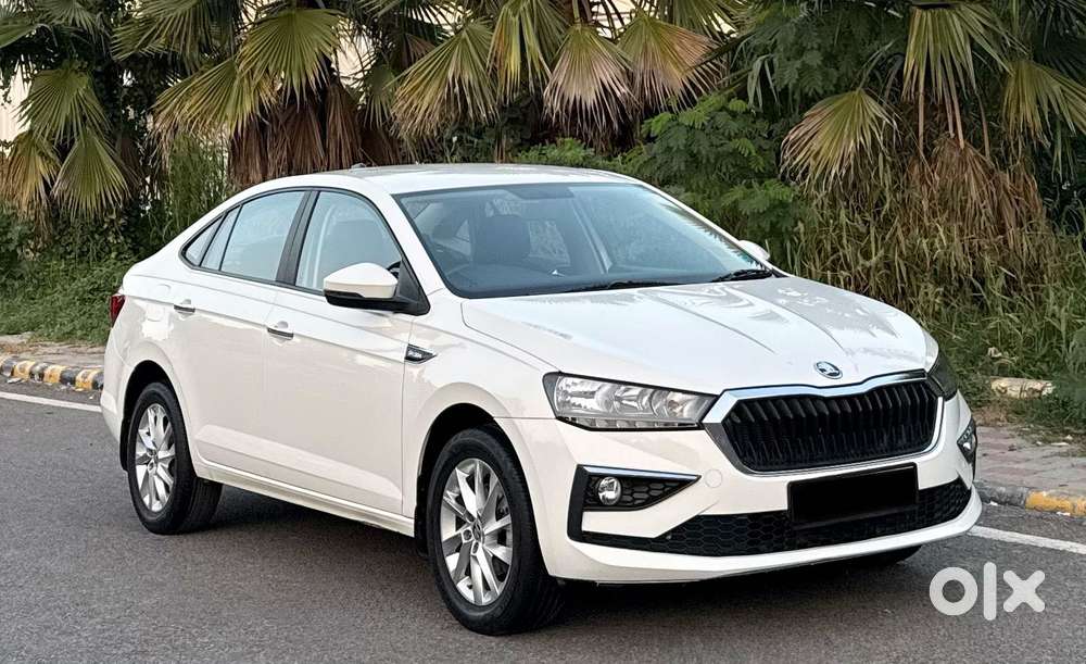 Skoda Slavia 1.0 Ambition Tsi At, 2022, Petrol