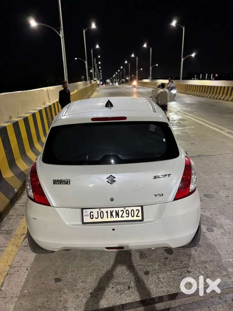 Maruti Suzuki Swift 2012