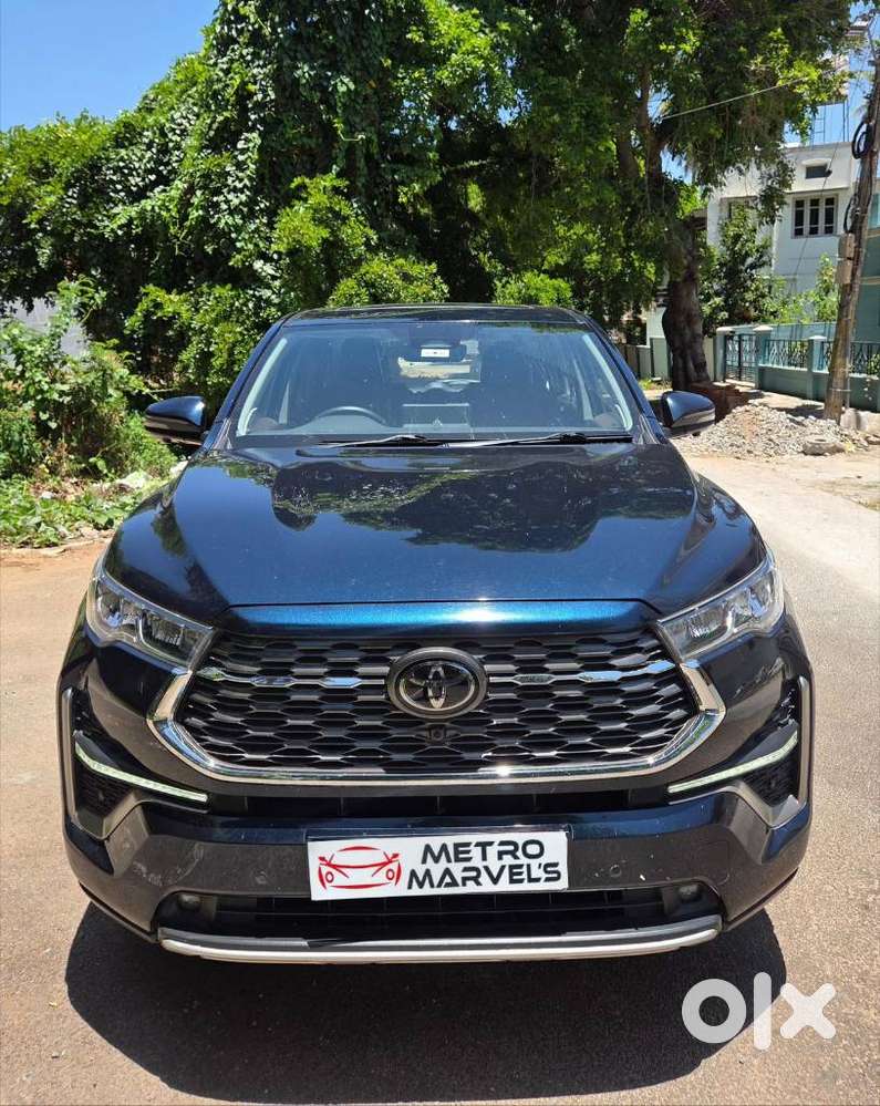 Toyota Innova Hycross 2.0 Zx Hybrid 7 Str, 2023, Petrol