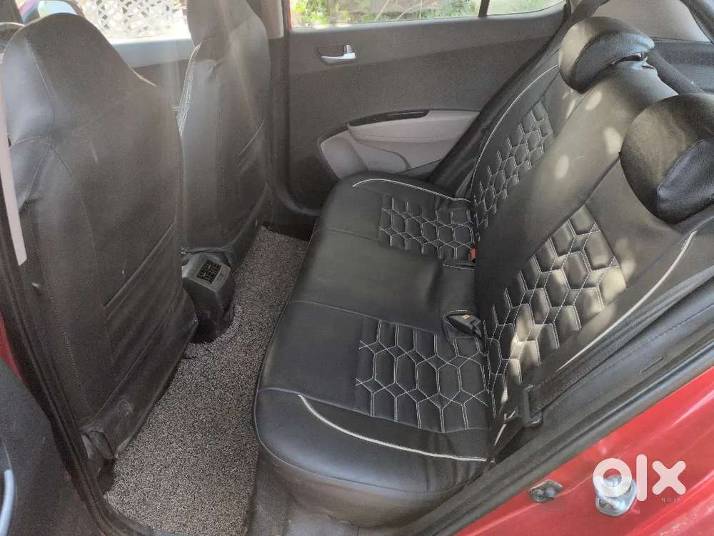 Hyundai Grand I10 2018 Top Model Cherry Red