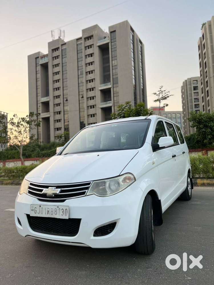 Chevrolet Enjoy 2013 Petrol 2