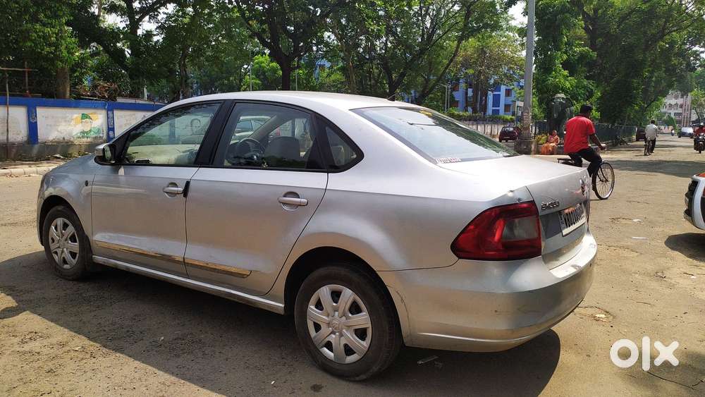 Skoda Rapid 2011-2013 1.6 Mpi Ambition, 2013, Petrol