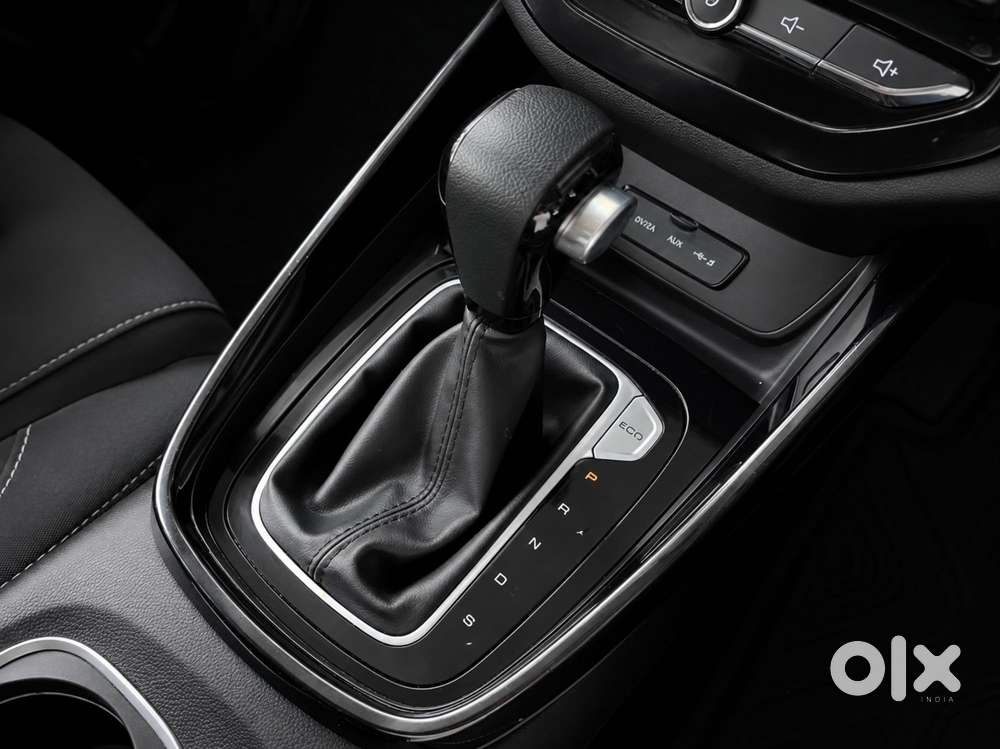 Mg Hector 1.5 Shine Turbo Cvt, 2023, Petrol