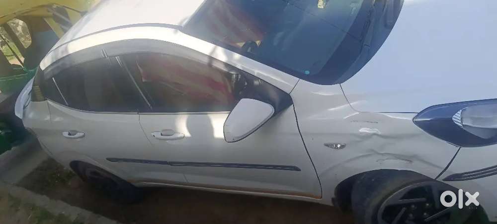 Hyundai Aura 1.2 S 2023 Hybrid Manual