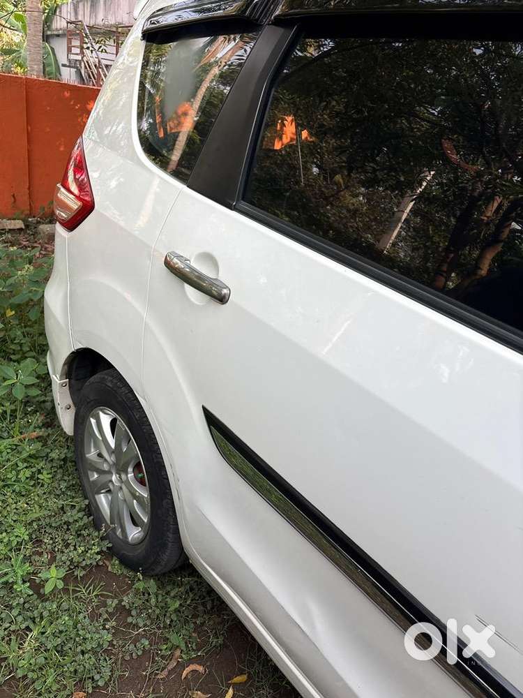 Maruti Suzuki Ertiga 2018 Diesel 177000 Km Driven