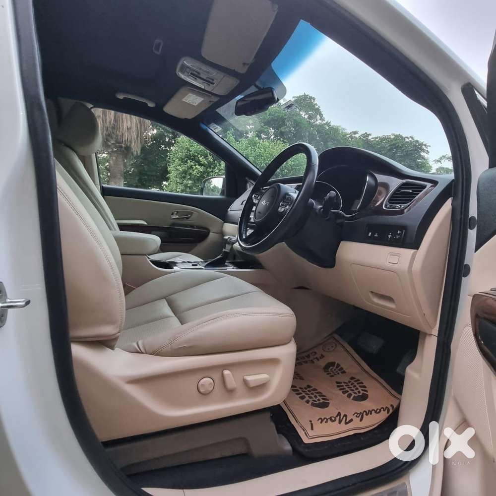 Kia Carnival Limousine Plus 7 Str, 2023, Petrol