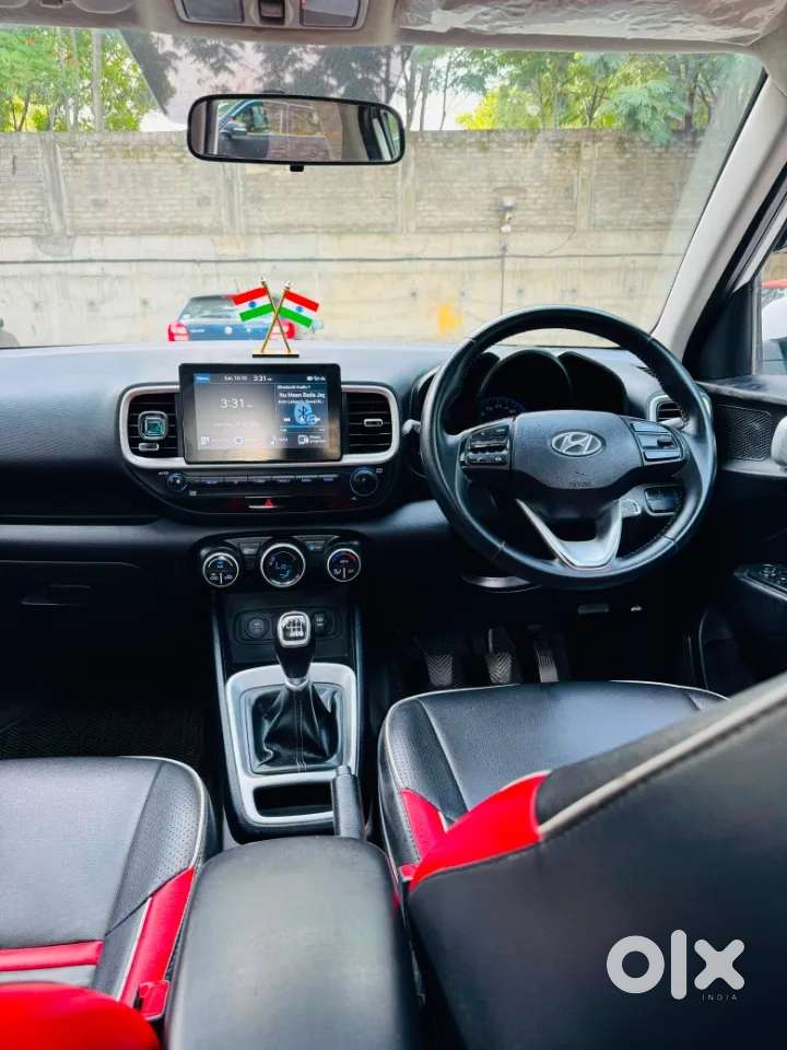 Hyundai Venue Sx (o) Mt 1.5 Diesel, 2021, Diesel