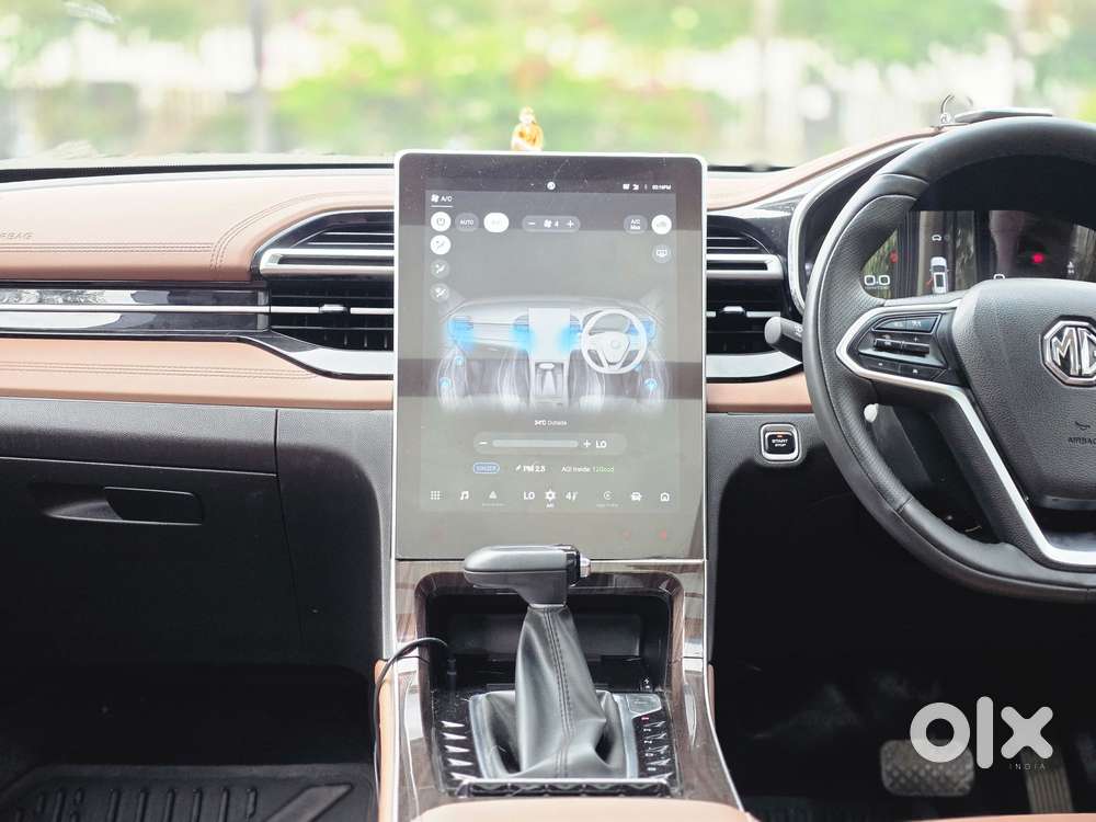 Mg Hector Plus Savvy Pro 1.5 Turbo Petrol Cvt 6 Str, 2025, Petrol