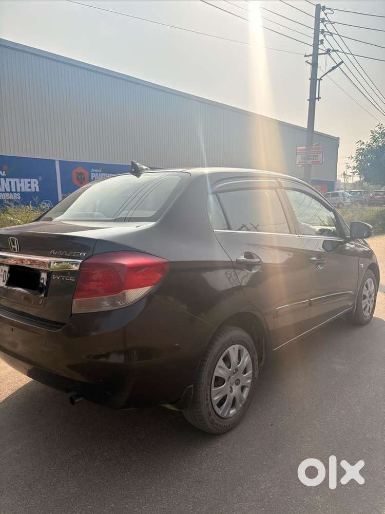 Honda Amaze Petrol 2015