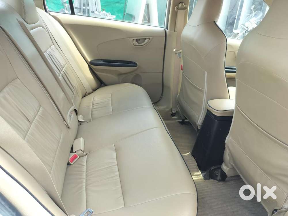 Honda Amaze I-vtec Privilege Edition, 2017, Petrol