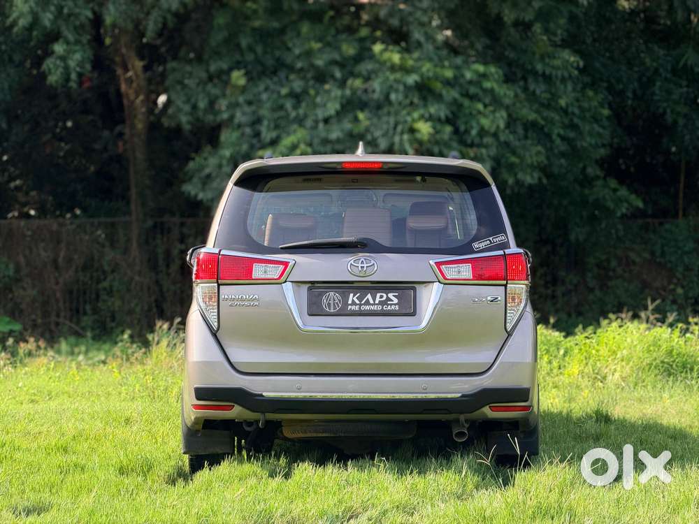 Toyota Innova Crysta, 2016, Petrol