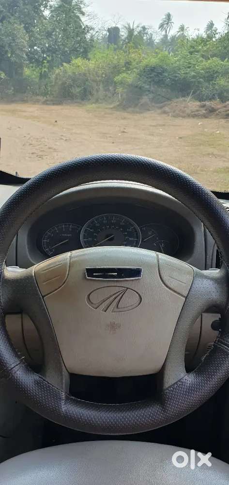 Scorpio [x] 8 Seater