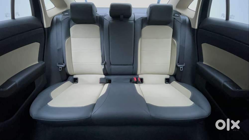 Skoda Slavia Style 1.5l Tsi Dsg, 2022, Petrol