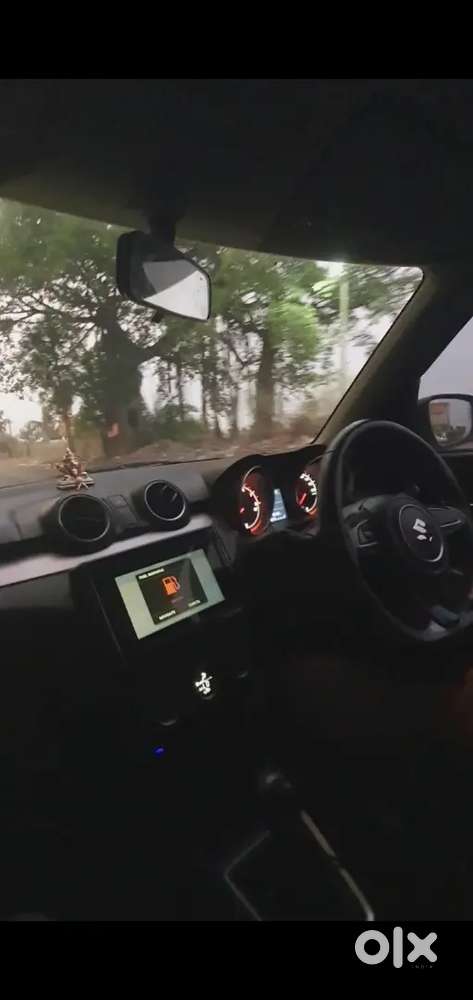 Maruti Suzuki Swift Zxi 2021 Car Cng