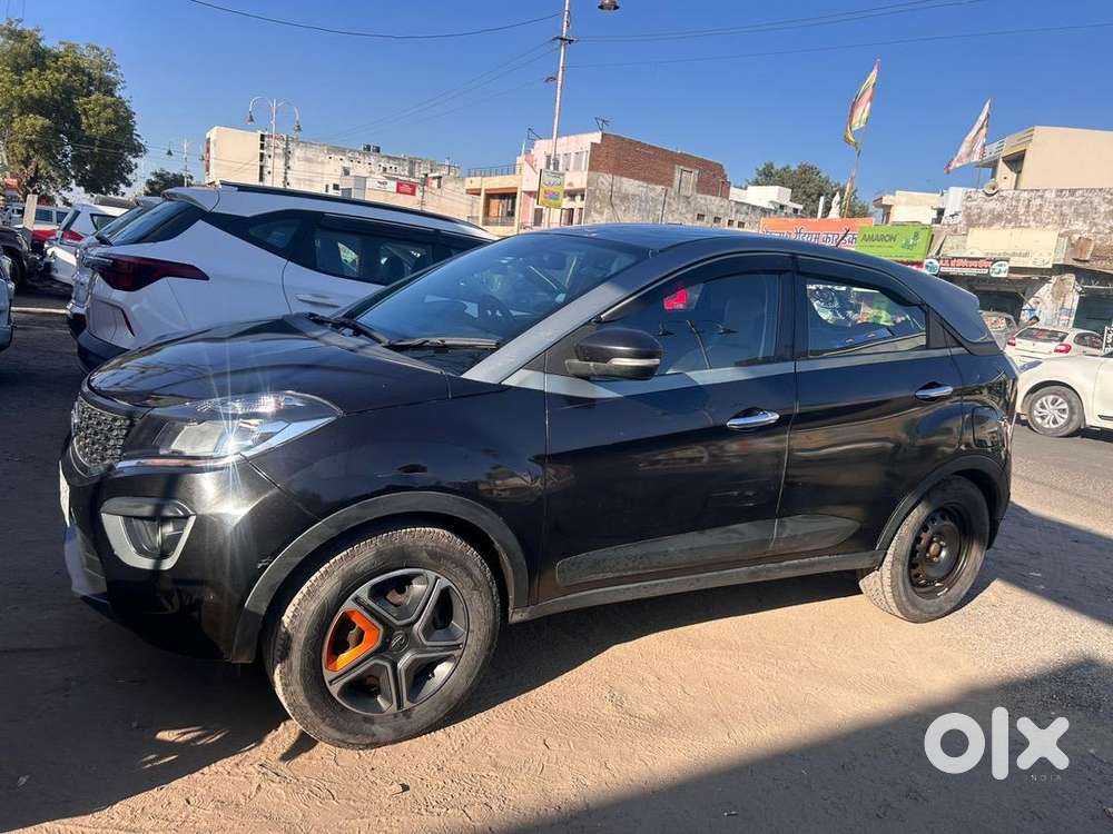 Tata Nexon (petrol/cng)