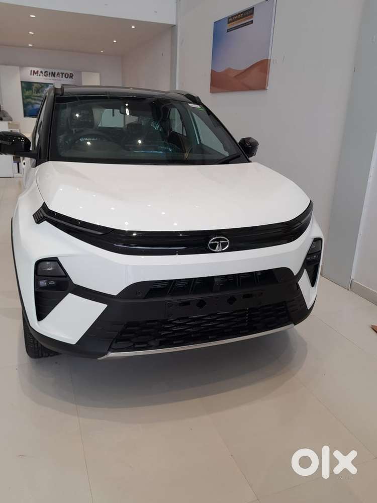 Tata Nexon 1.2 | Starting 7.39 Lakh