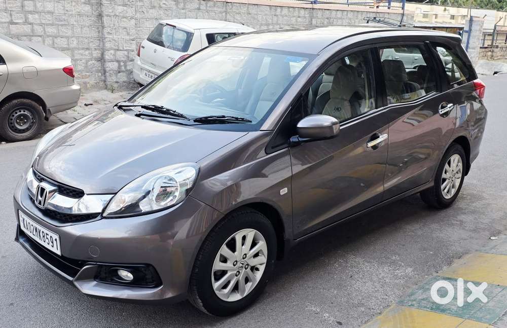 Honda Mobilio, 2015, Petrol